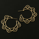 Women Hollow Out Flower Stud Earrings - Glefidiya